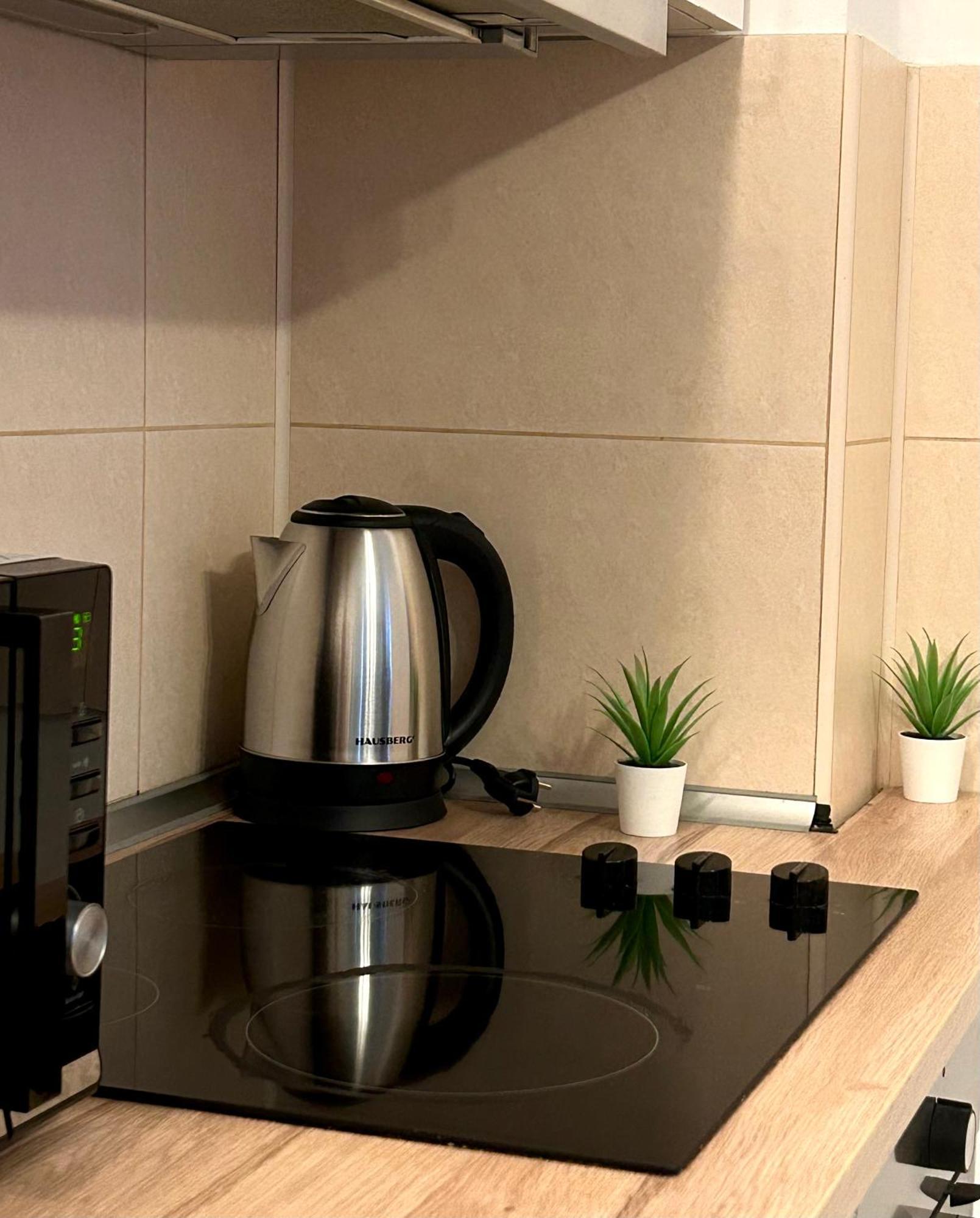 Cozy Apartment With Self Check-In Near Promenada Mall And Verdi Park 布加勒斯特 外观 照片