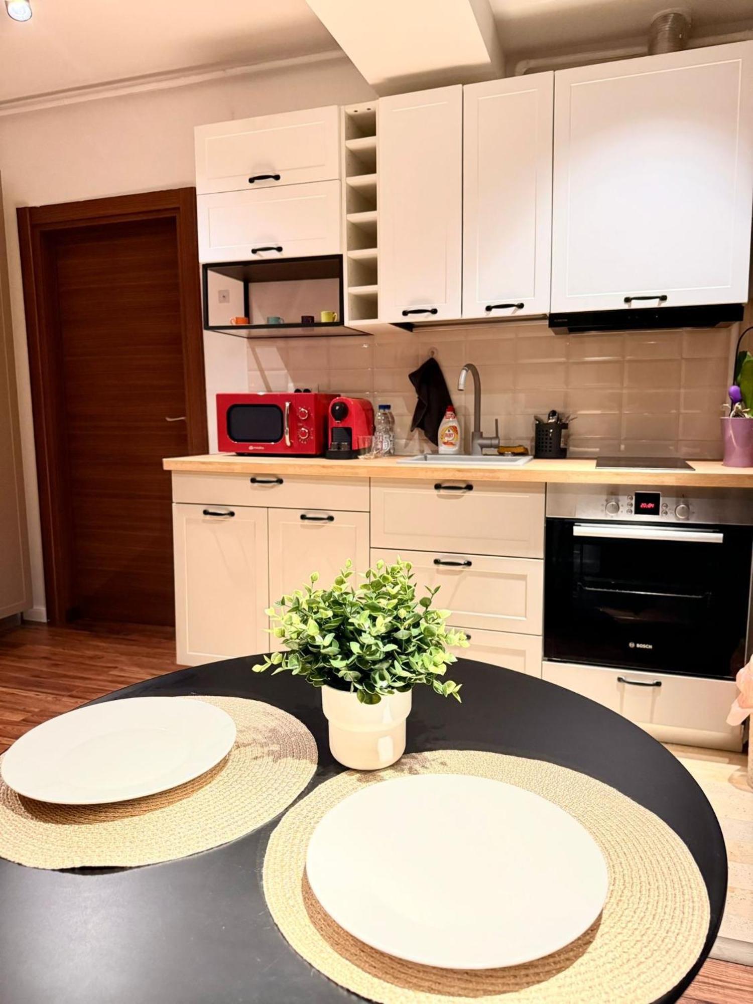 Cozy Apartment With Self Check-In Near Promenada Mall And Verdi Park 布加勒斯特 外观 照片