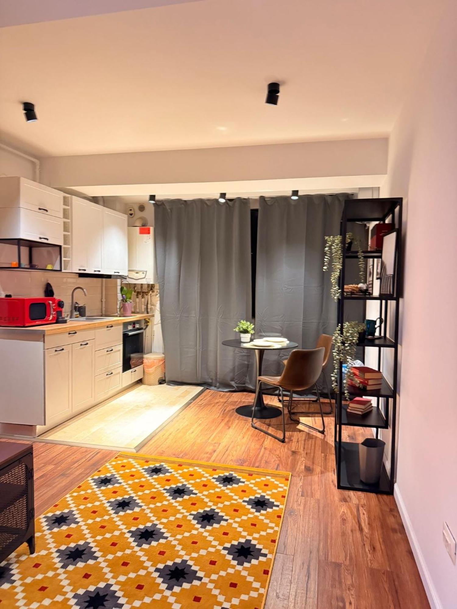Cozy Apartment With Self Check-In Near Promenada Mall And Verdi Park 布加勒斯特 外观 照片